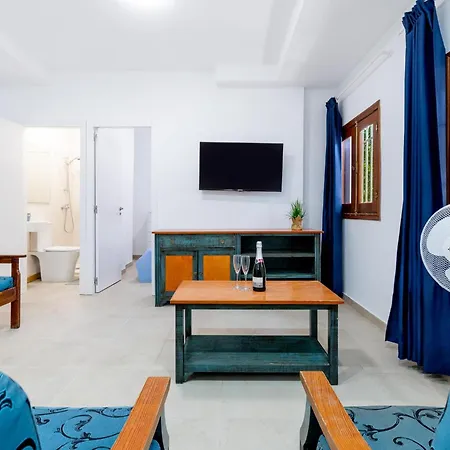 דירה 1h. Cozy Flores With Pool *